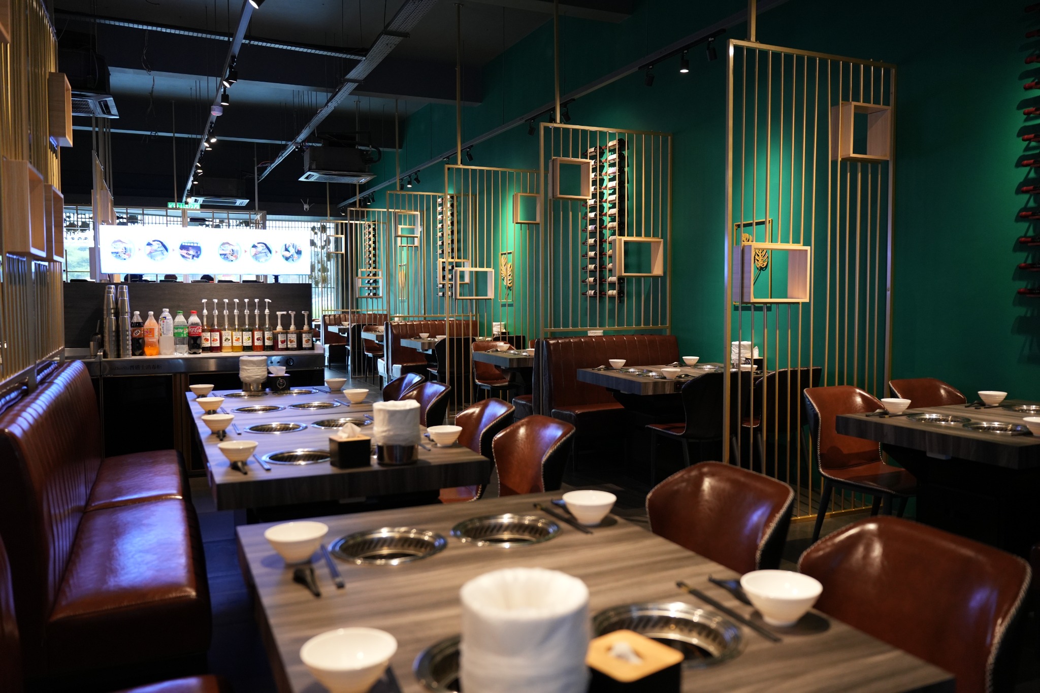 Teal and gold Hot Pot Shabu Shabu dining interior